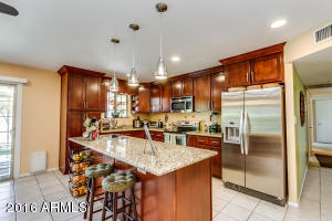2544 E Pebble Beach Dr, Tempe, AZ 85282 photo 1