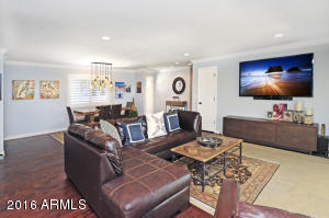 3911 E Weldon Ave, Phoenix, AZ 85018 photo 6