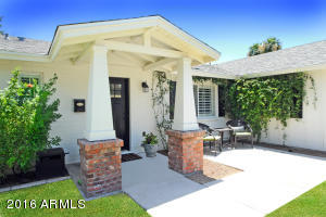 3911 E Weldon Ave, Phoenix, AZ 85018 photo 4