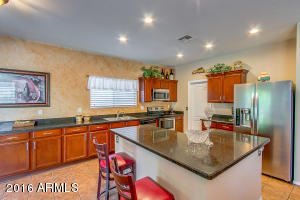 3755 E Constitution Ct, Gilbert, AZ 85296 photo 11