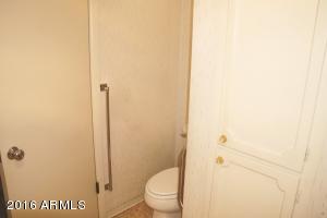 350 E Broadmor Dr, Tempe, AZ 85282 photo 18