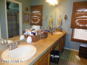 1240 E San Angelo Ave, Gilbert, AZ 85234 photo 6