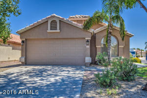 3811 Encinas Ave, Gilbert, AZ 85234 photo 1