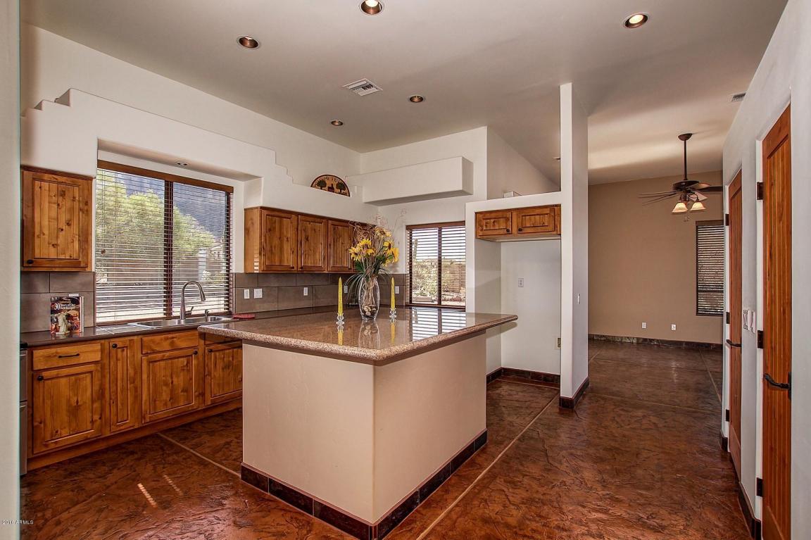 5689 E Bell St, Apache Junction, AZ 85119 photo 4