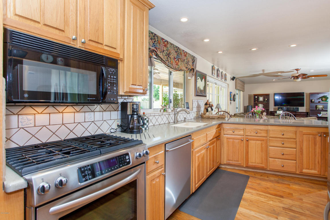 910 W Wagon Wheel Dr, Phoenix, AZ 85021 photo 19