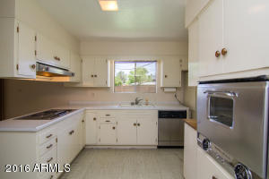 309 W Echo Ln, Phoenix, AZ 85021 photo 13