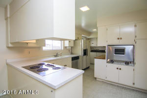 309 W Echo Ln, Phoenix, AZ 85021 photo 12