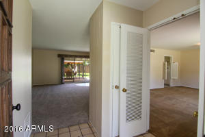 309 W Echo Ln, Phoenix, AZ 85021 photo 5