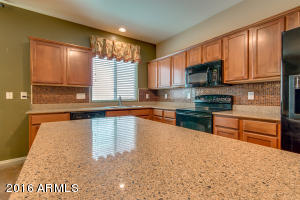 4261 E Tulsa St, Gilbert, AZ 85295 photo 8