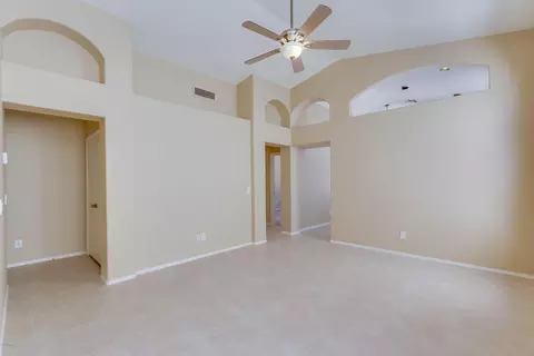 3418 E Renee Dr, Phoenix, AZ 85050 photo 5