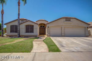 949 E Gail Dr, Gilbert, AZ 85296 photo 1