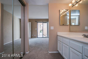 40 E Betty Elyse Ln, Phoenix, AZ 85022 photo 7