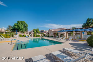 40 E Betty Elyse Ln, Phoenix, AZ 85022 photo 4