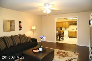1237 E Maryland Ave #A, Phoenix, AZ 85014 photo 4