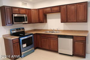 6733 W Wolf St, Phoenix, AZ 85033 photo 5