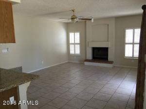 2250 E Huron Ct, Gilbert, AZ 85234 photo 7