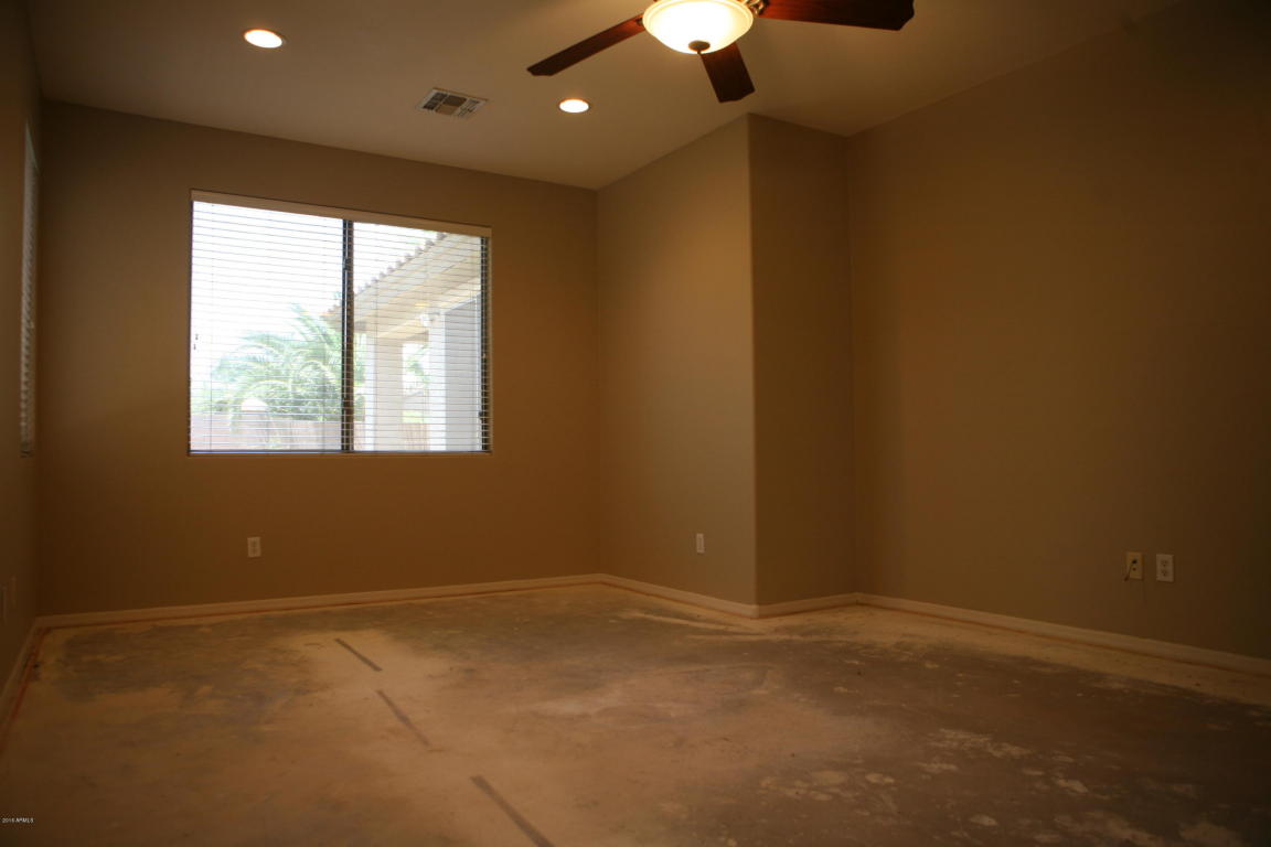 6296 S Sky Ln, Gilbert, AZ 85298 photo 9
