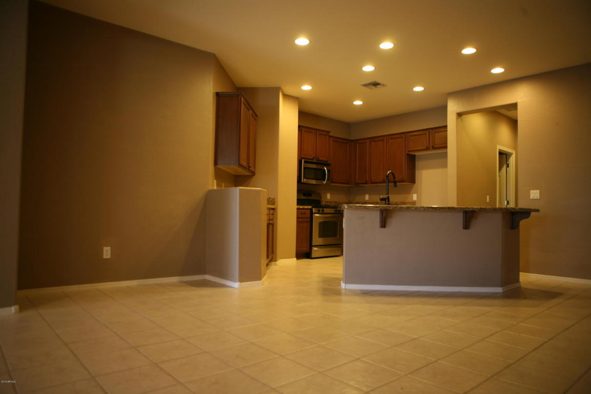 6296 S Sky Ln, Gilbert, AZ 85298 photo 5