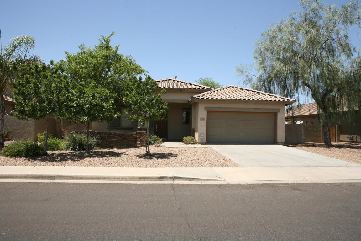 6296 S Sky Ln, Gilbert, AZ 85298 photo 1