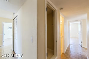 2140 E Violet Dr, Phoenix, AZ 85040 photo 23