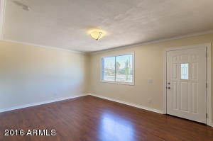 2140 E Violet Dr, Phoenix, AZ 85040 photo 5