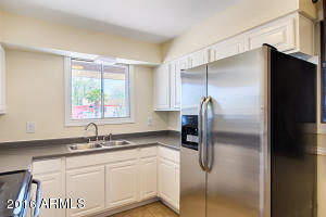 2140 E Violet Dr, Phoenix, AZ 85040 photo 13