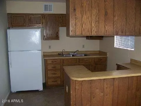 405 E Peppertree Ave, Apache Junction, AZ 85119 photo 4