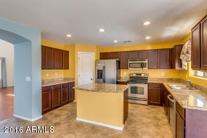 4067 E Maplewood St, Gilbert, AZ 85297 photo 9