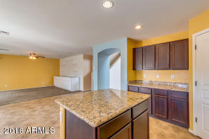 4067 E Maplewood St, Gilbert, AZ 85297 photo 12