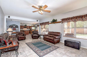 209 E Chelsea Ln, Gilbert, AZ 85295 photo 13