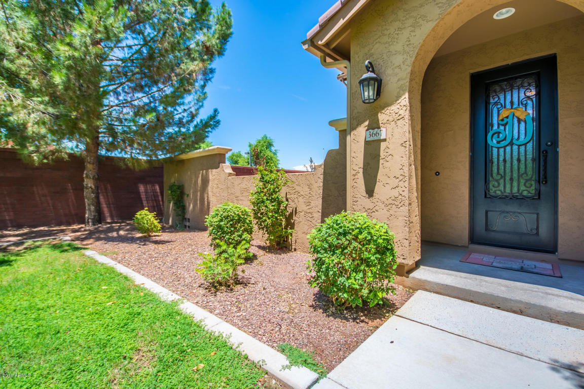 3667 E Angstead Ct, Gilbert, AZ 85296 photo 2