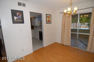 622 E Manhatton Dr, Tempe, AZ 85282 photo 8