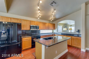 4107 E Cathedral Rock Dr, Phoenix, AZ 85044 photo 6