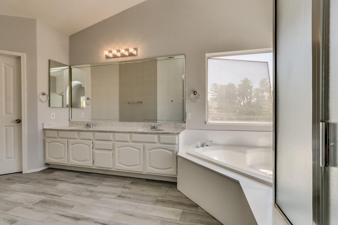 2268 E Indigo Bay Dr, Gilbert, AZ 85234 photo 24