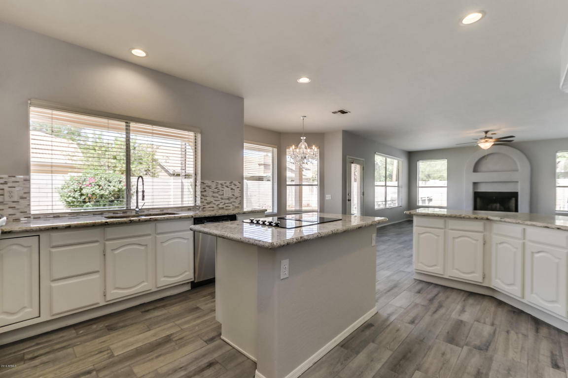 2268 E Indigo Bay Dr, Gilbert, AZ 85234 photo 12
