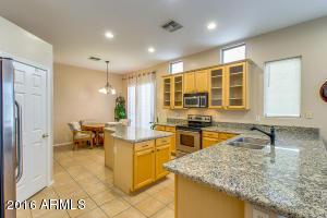 9865 E Nopal Ave, Mesa, AZ 85209 photo 4