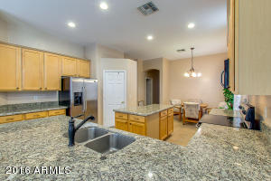 9865 E Nopal Ave, Mesa, AZ 85209 photo 5