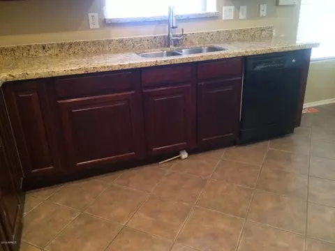 2214 E Catclaw St, Gilbert, AZ 85296 photo 9