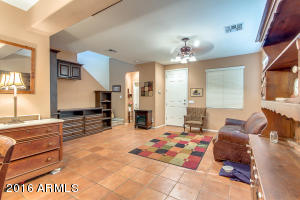 870 E Stottler Dr, Gilbert, AZ 85296 photo 2