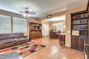 870 E Stottler Dr, Gilbert, AZ 85296 photo 5