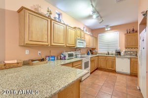 870 E Stottler Dr, Gilbert, AZ 85296 photo 7