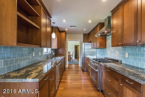203 E Medlock Dr, Phoenix, AZ 85012 photo 8