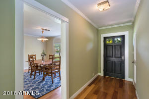203 E Medlock Dr, Phoenix, AZ 85012 photo 5