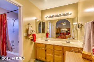 1916 E Sharon Dr, Phoenix, AZ 85022 photo 19