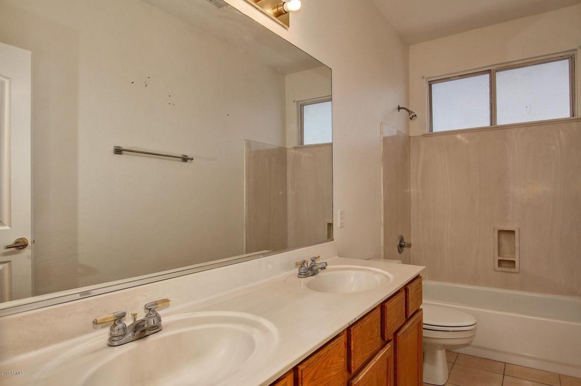 393 E Baylor Ln, Gilbert, AZ 85296 photo 25