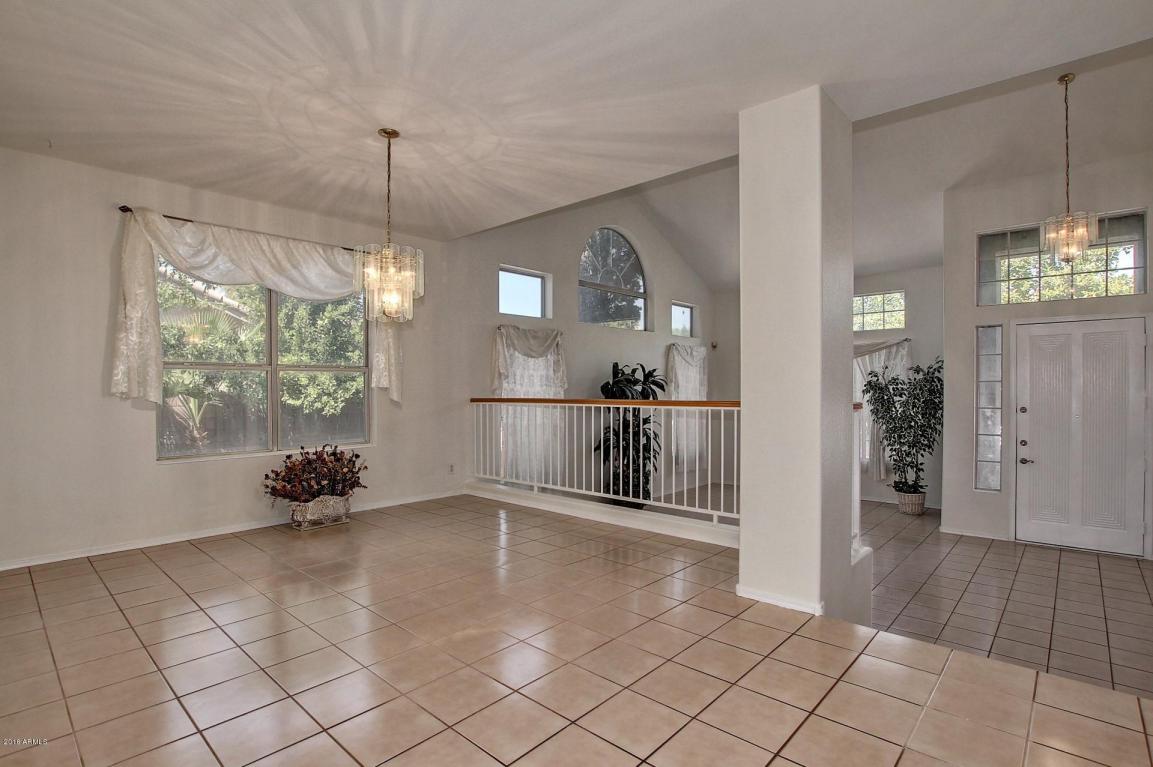 393 E Baylor Ln, Gilbert, AZ 85296 photo 8