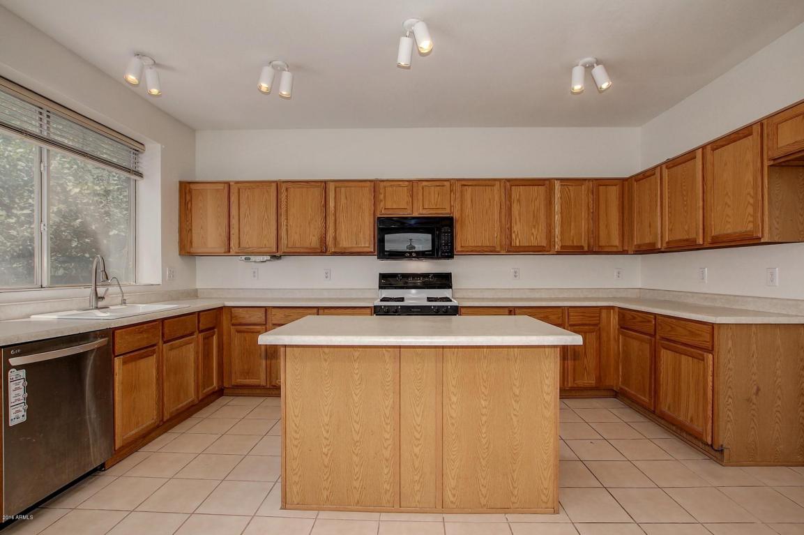 393 E Baylor Ln, Gilbert, AZ 85296 photo 14