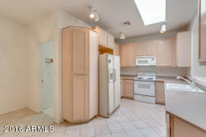 275 E Ashurst Dr, Phoenix, AZ 85048 photo 6