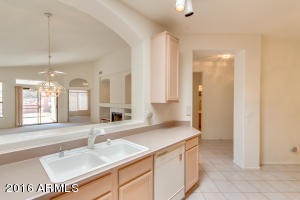 275 E Ashurst Dr, Phoenix, AZ 85048 photo 9