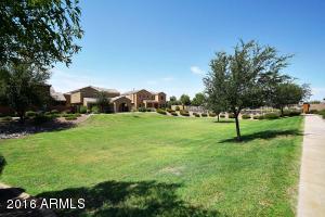 1820 S Seton Ave, Gilbert, AZ 85295 photo 3